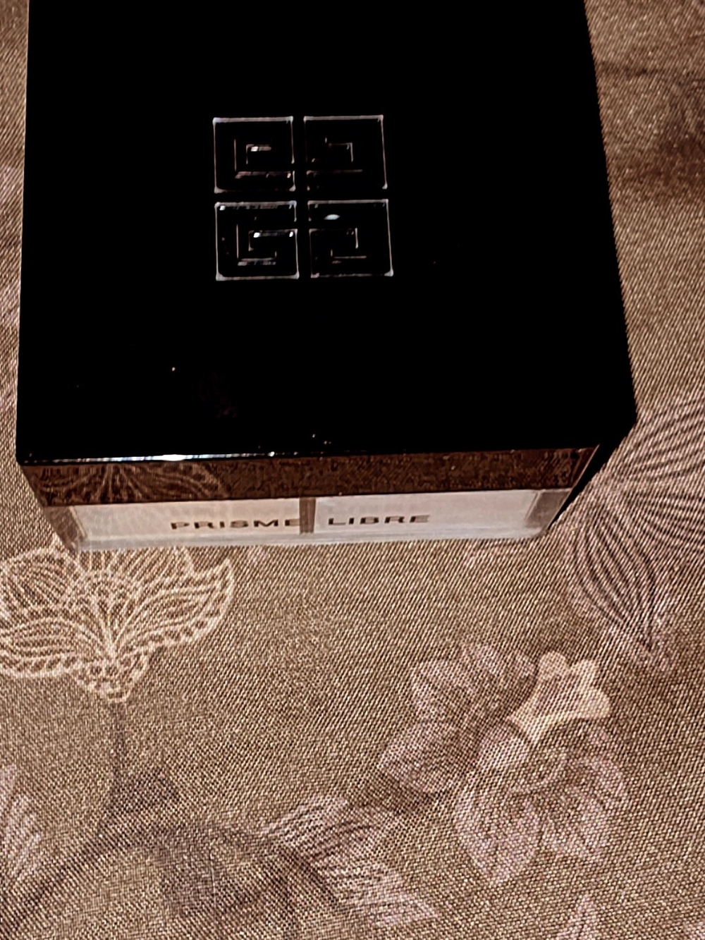 Givenchy Prisme Libre Powder - Black & Clear Compact